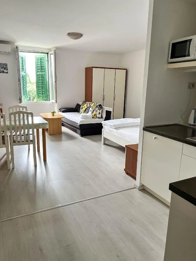 Apartments Arena Pula Croatie